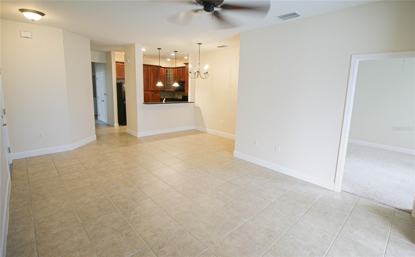7936 LIMESTONE LN #7936 — photo 7