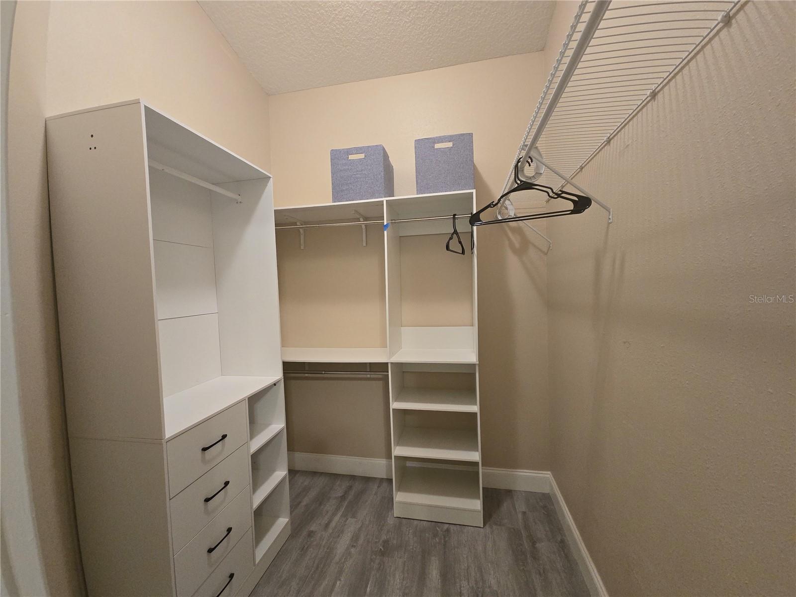 8211 MATTHEW DR — photo 25