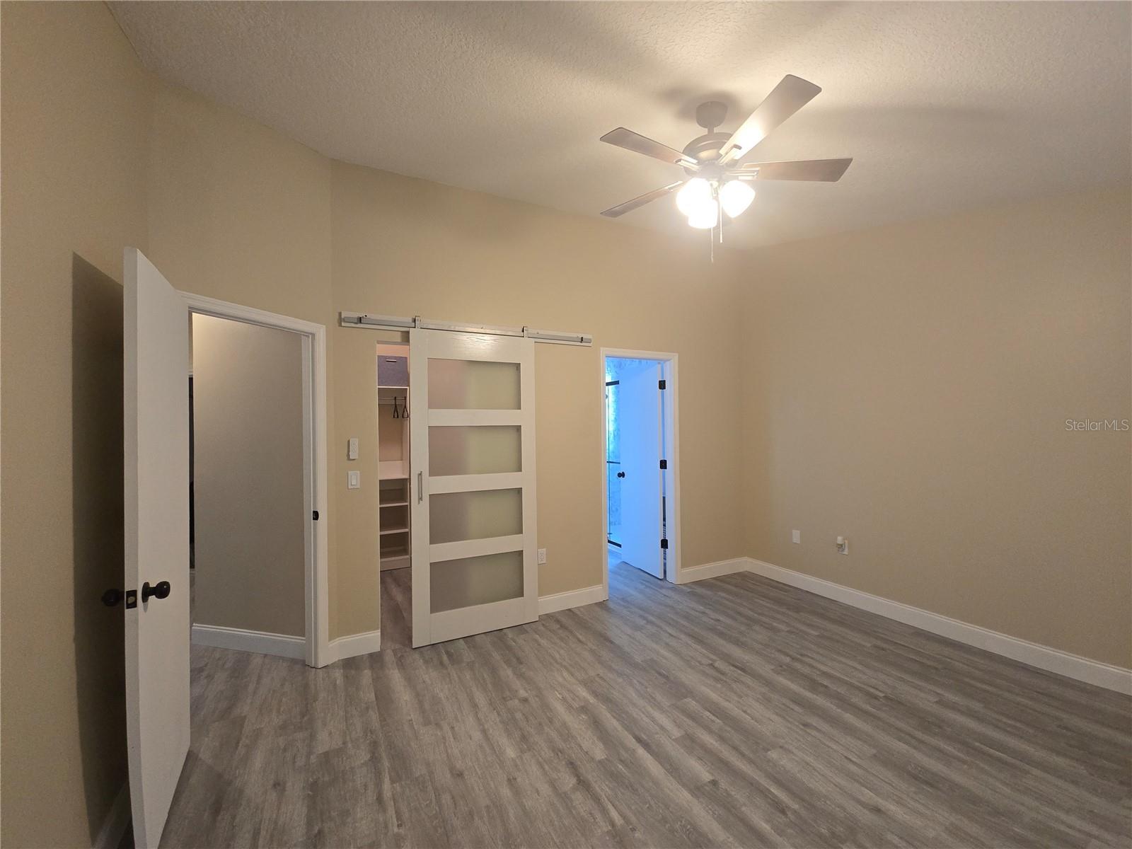 8211 MATTHEW DR — photo 24