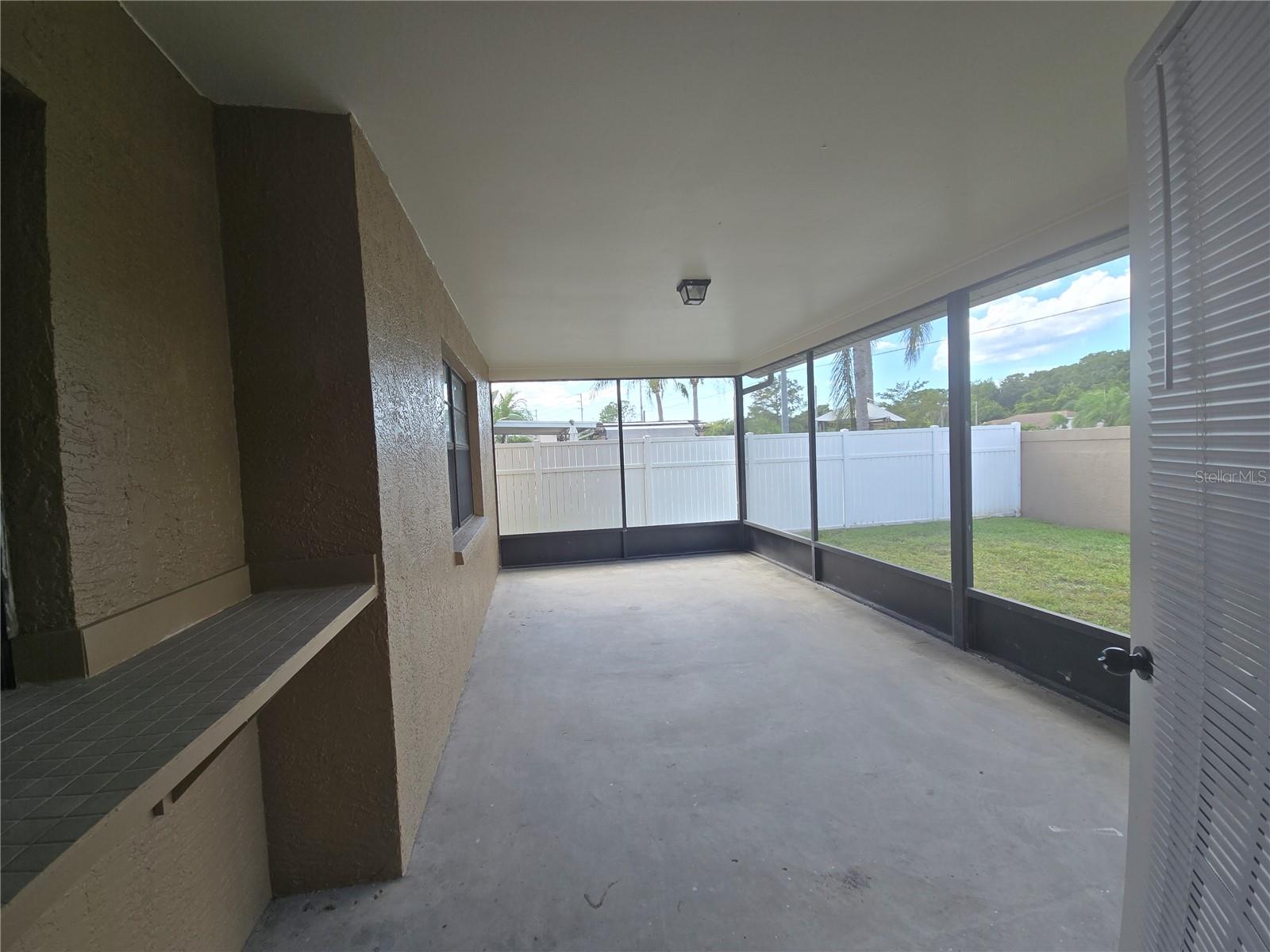 8211 MATTHEW DR — photo 21
