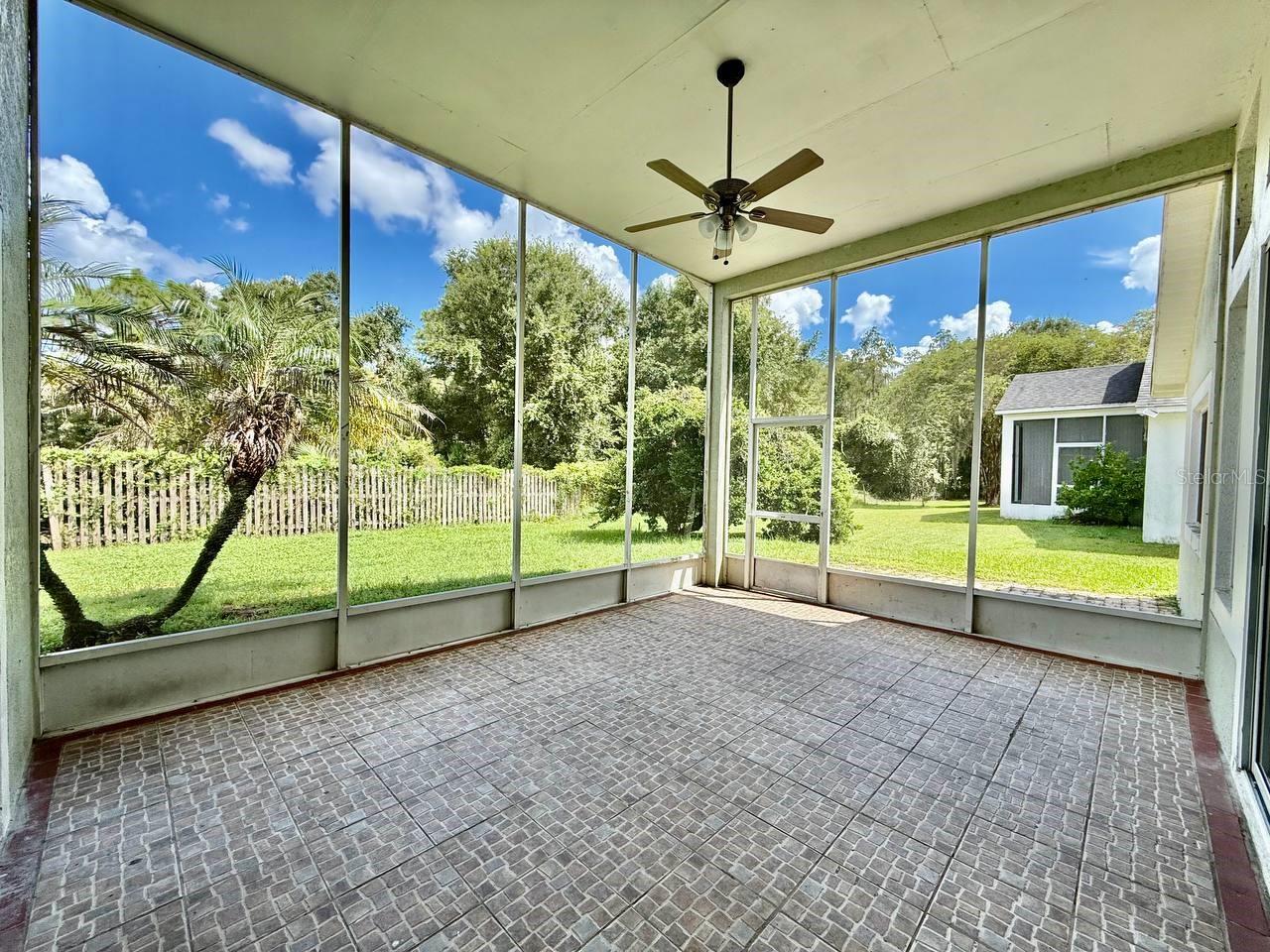 19021 WEATHERSTONE DR — photo 48