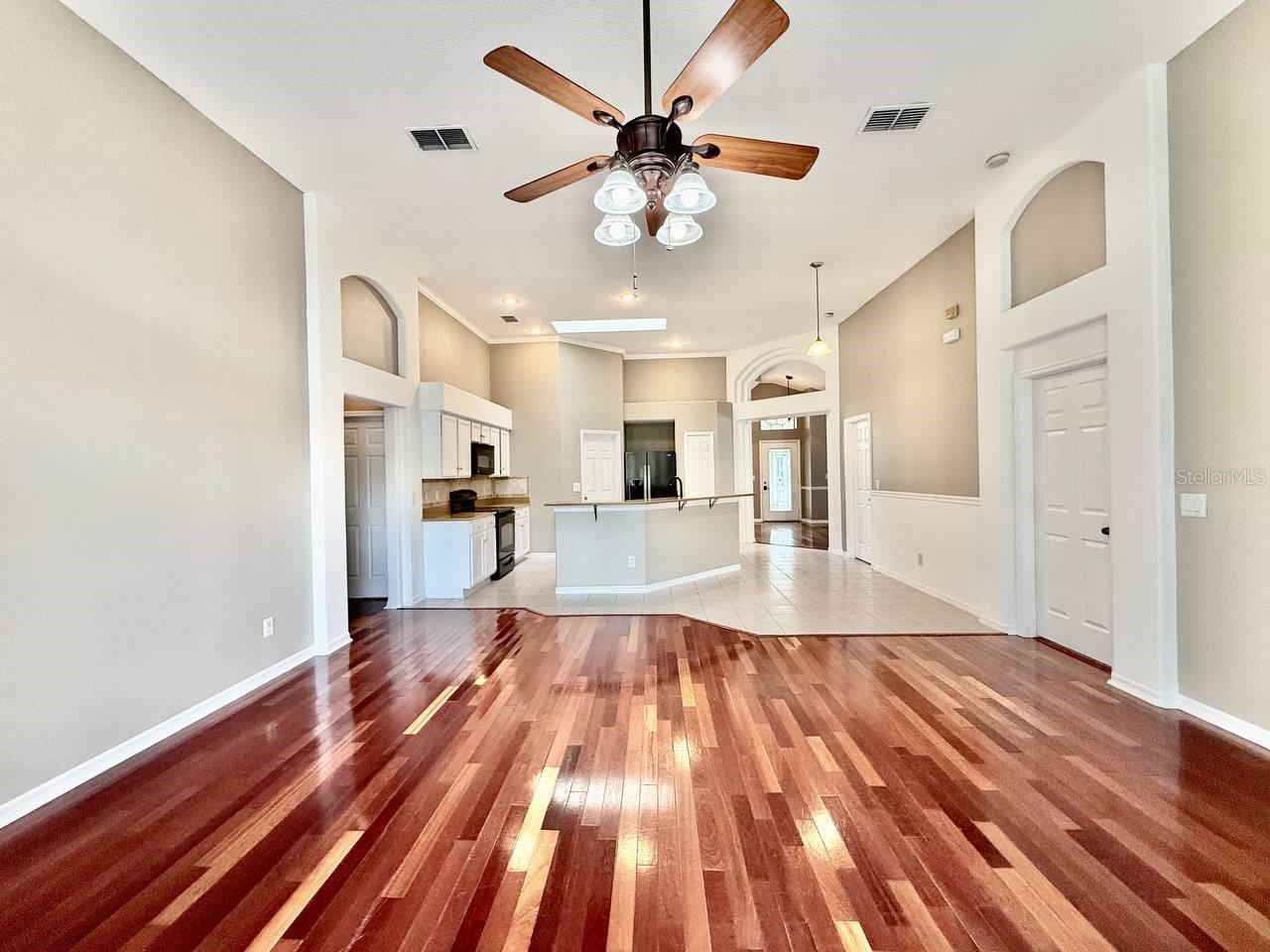19021 WEATHERSTONE DR — photo 24