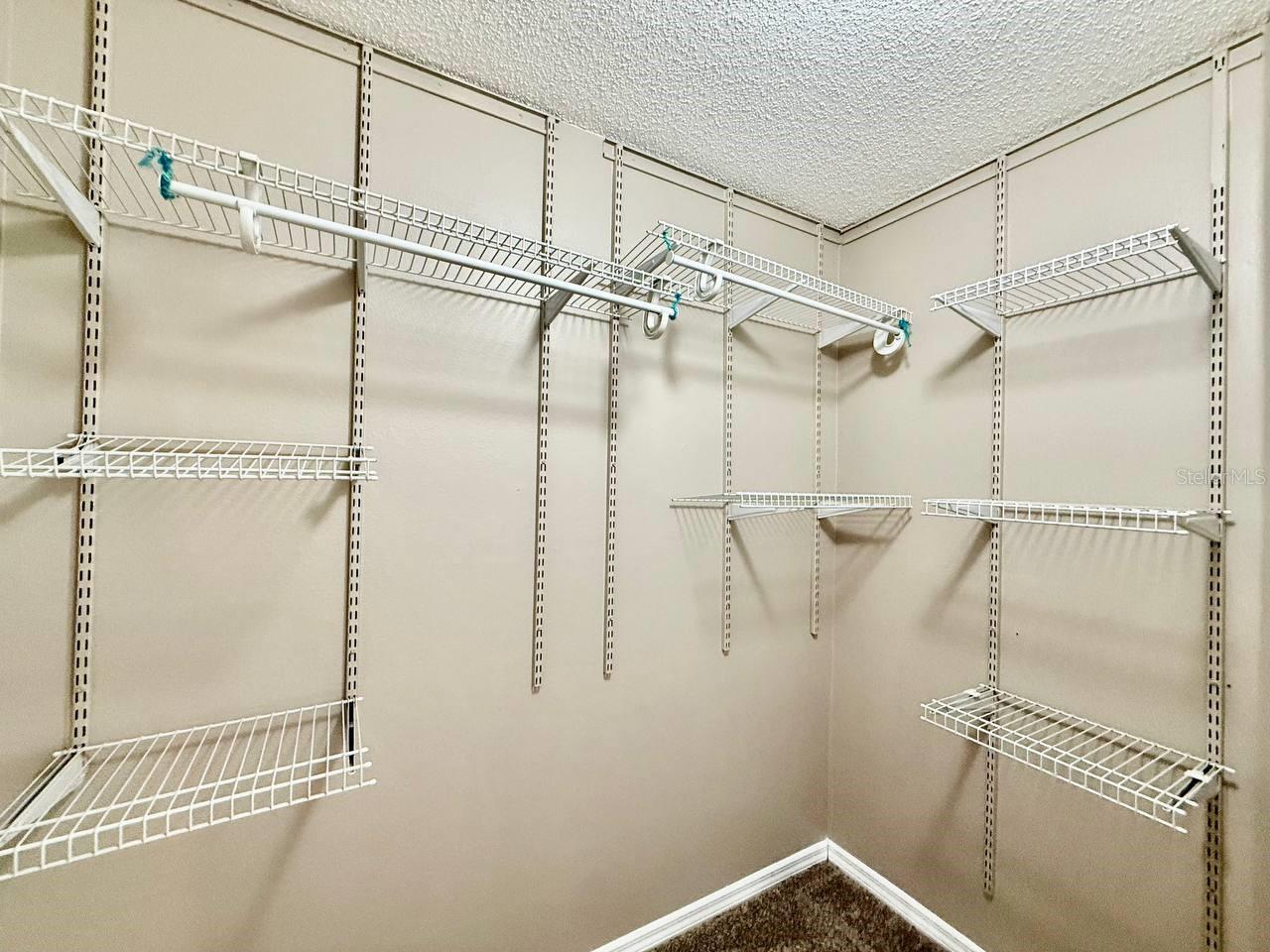 19021 WEATHERSTONE DR — photo 35