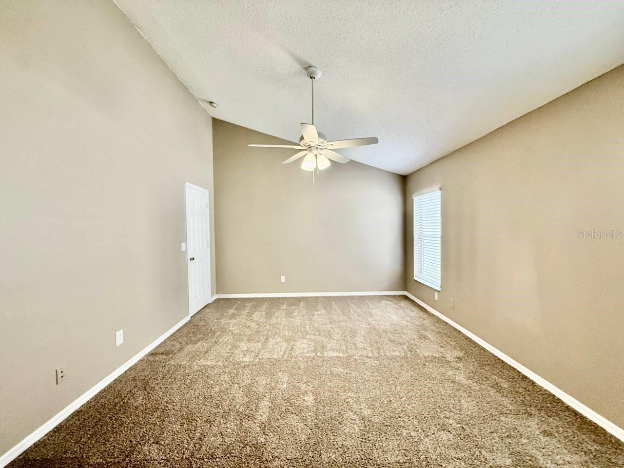 19021 WEATHERSTONE DR — photo 29