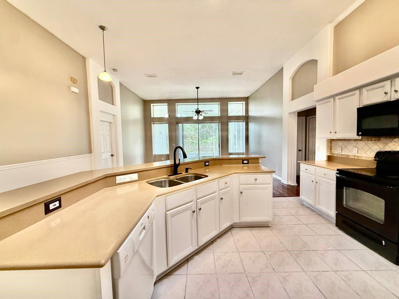19021 WEATHERSTONE DR — photo 21