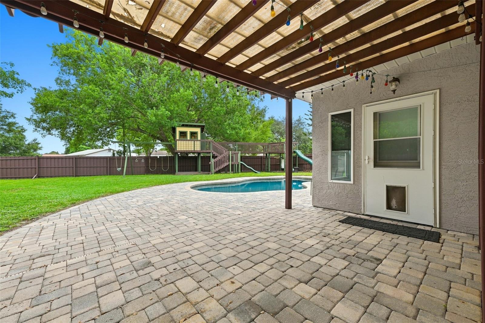 2520 FAWN CT — photo 49