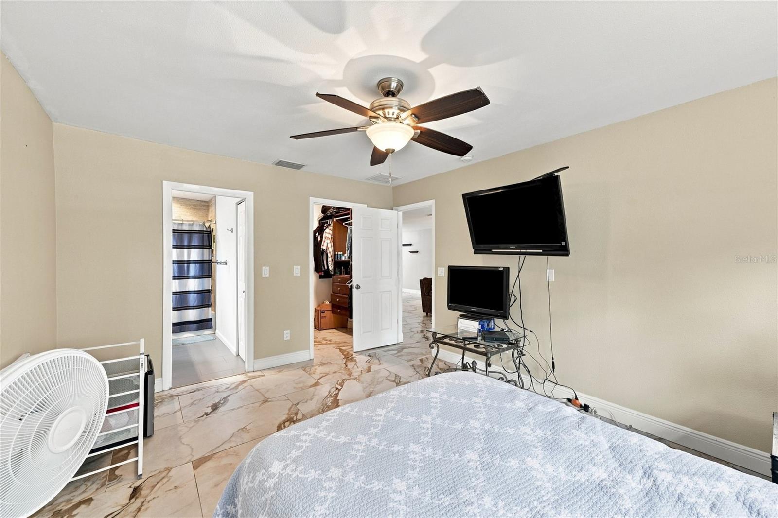 2520 FAWN CT — photo 42