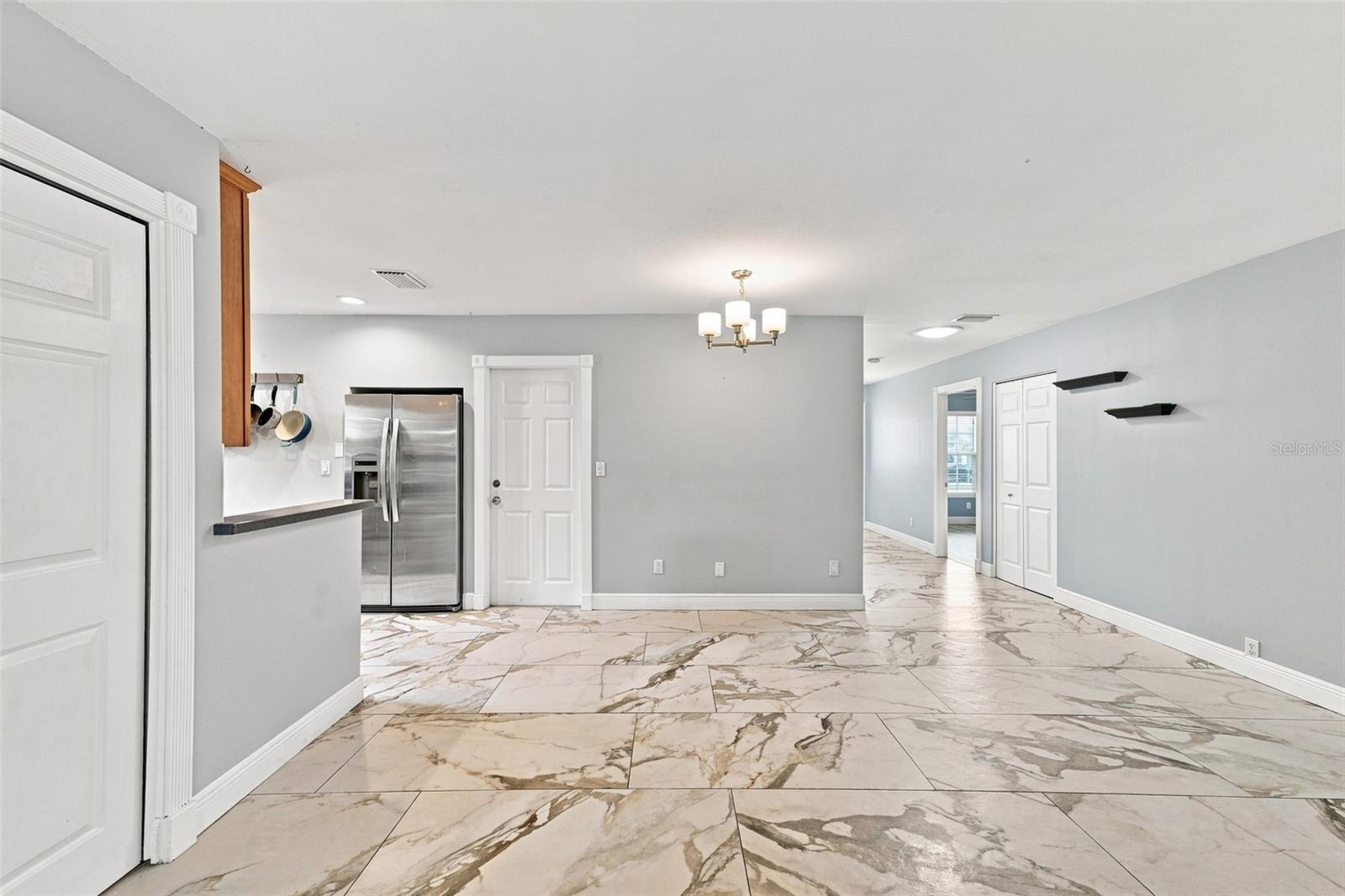 2520 FAWN CT — photo 19