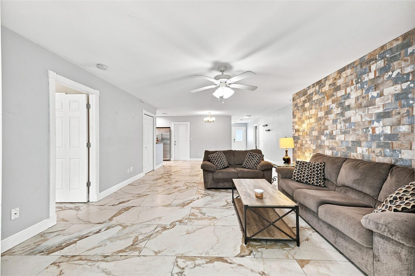2520 FAWN CT — photo 21
