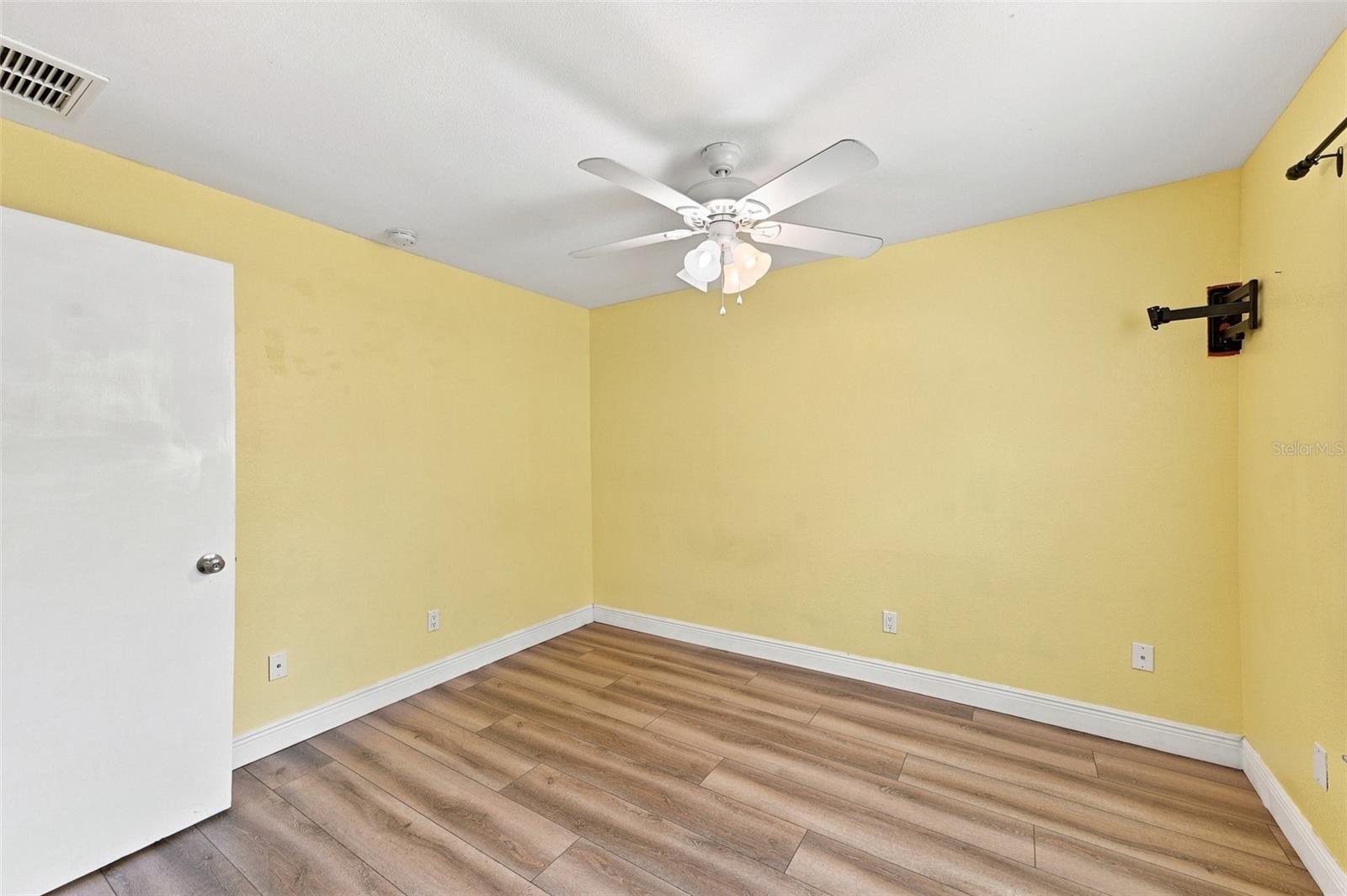 2520 FAWN CT — photo 39