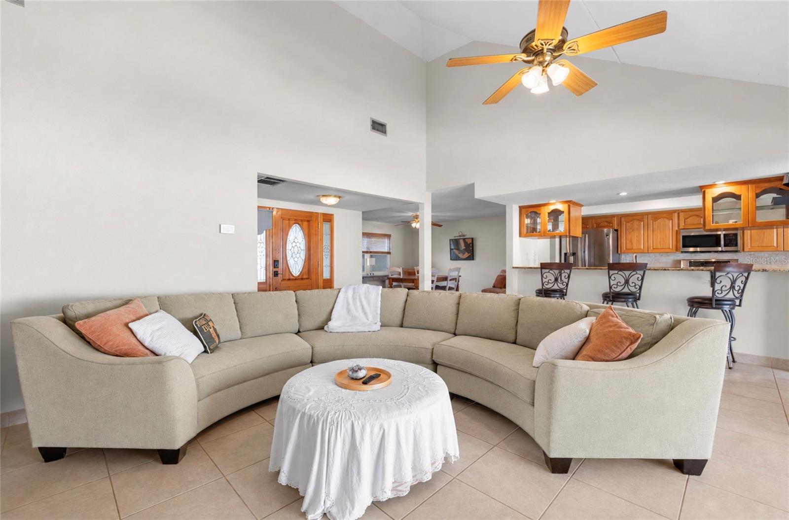 390 MERAVAN CT — photo 14
