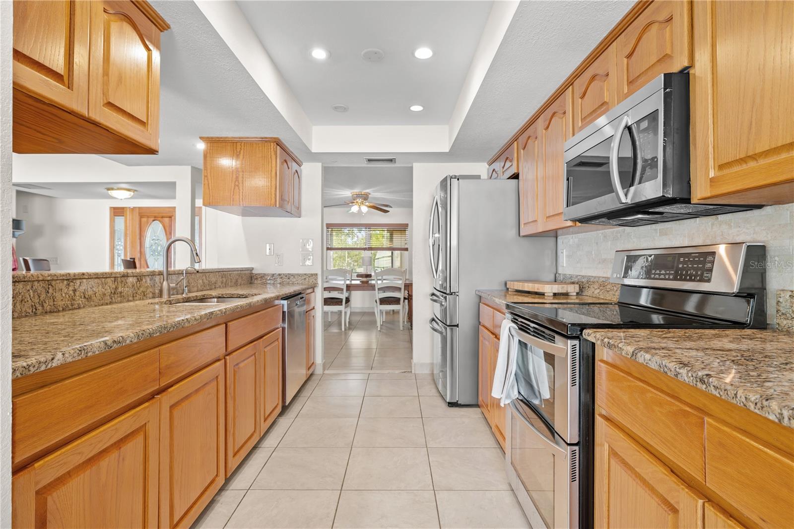 390 MERAVAN CT — photo 17