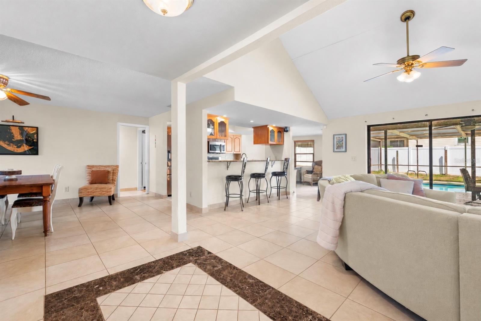 390 MERAVAN CT — photo 23