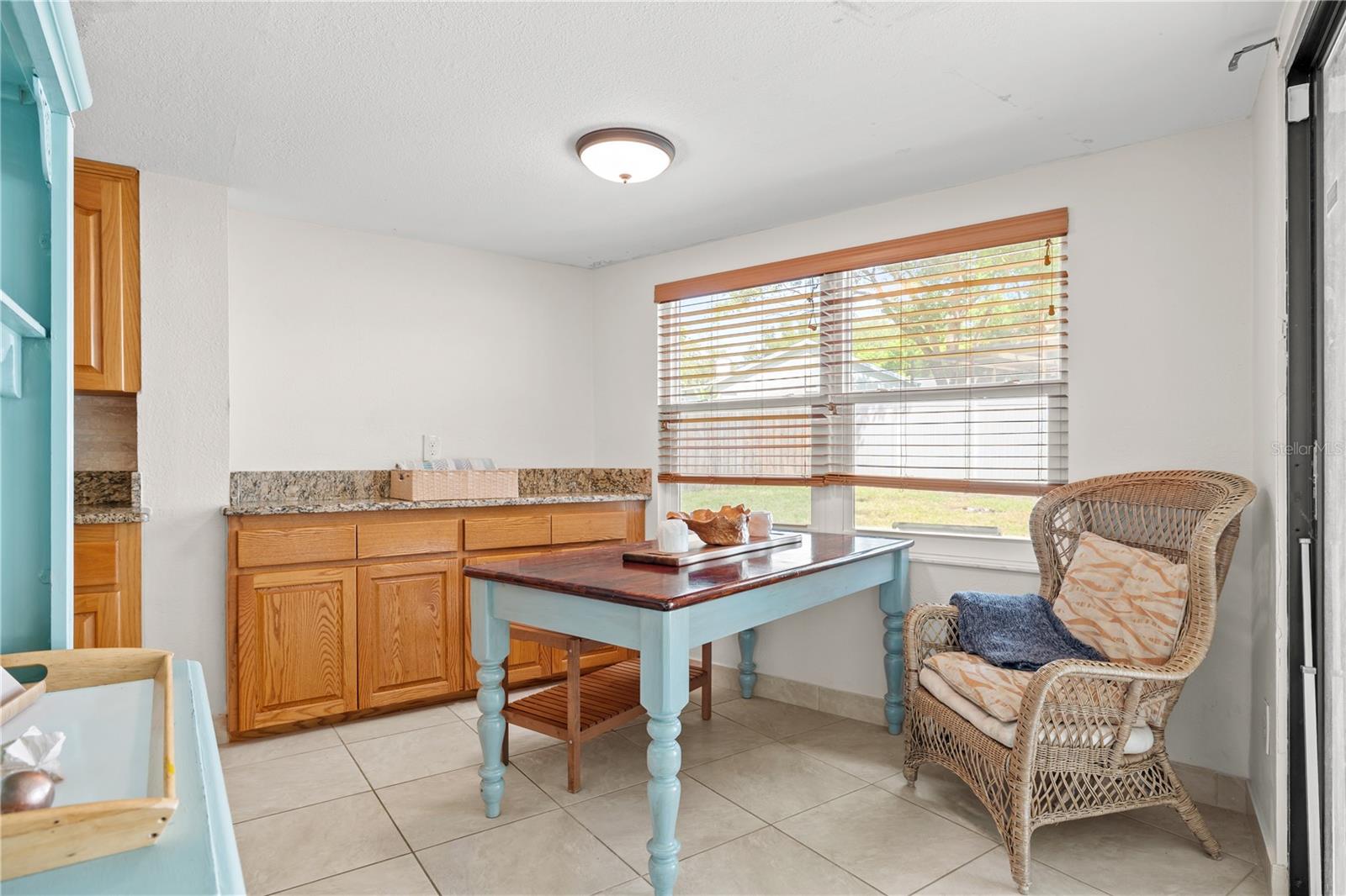 390 MERAVAN CT — photo 21