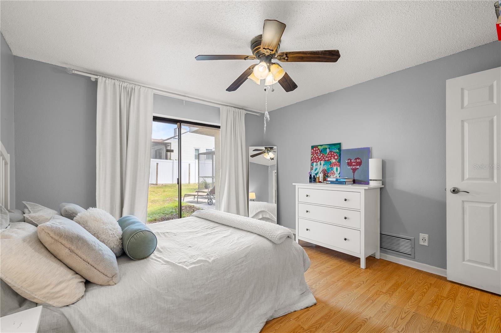390 MERAVAN CT — photo 27
