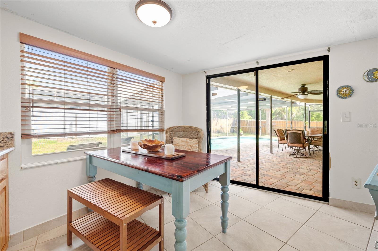 390 MERAVAN CT — photo 22