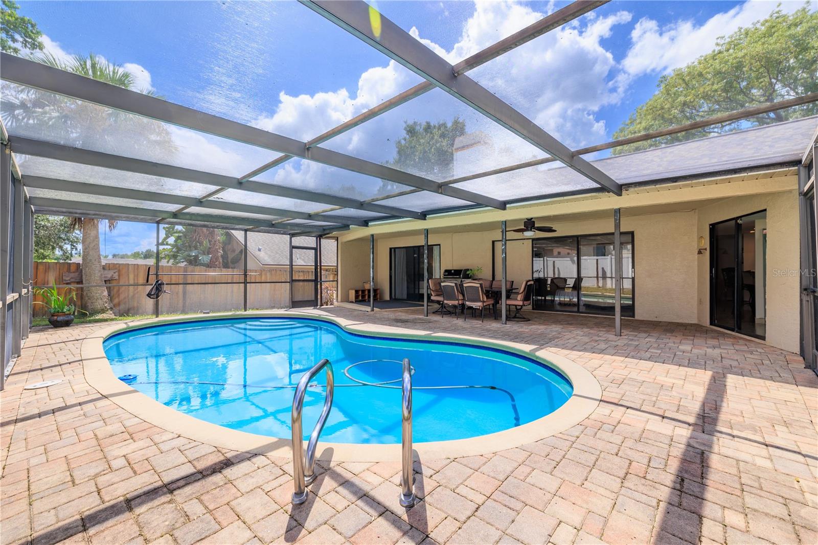 390 MERAVAN CT — photo 47