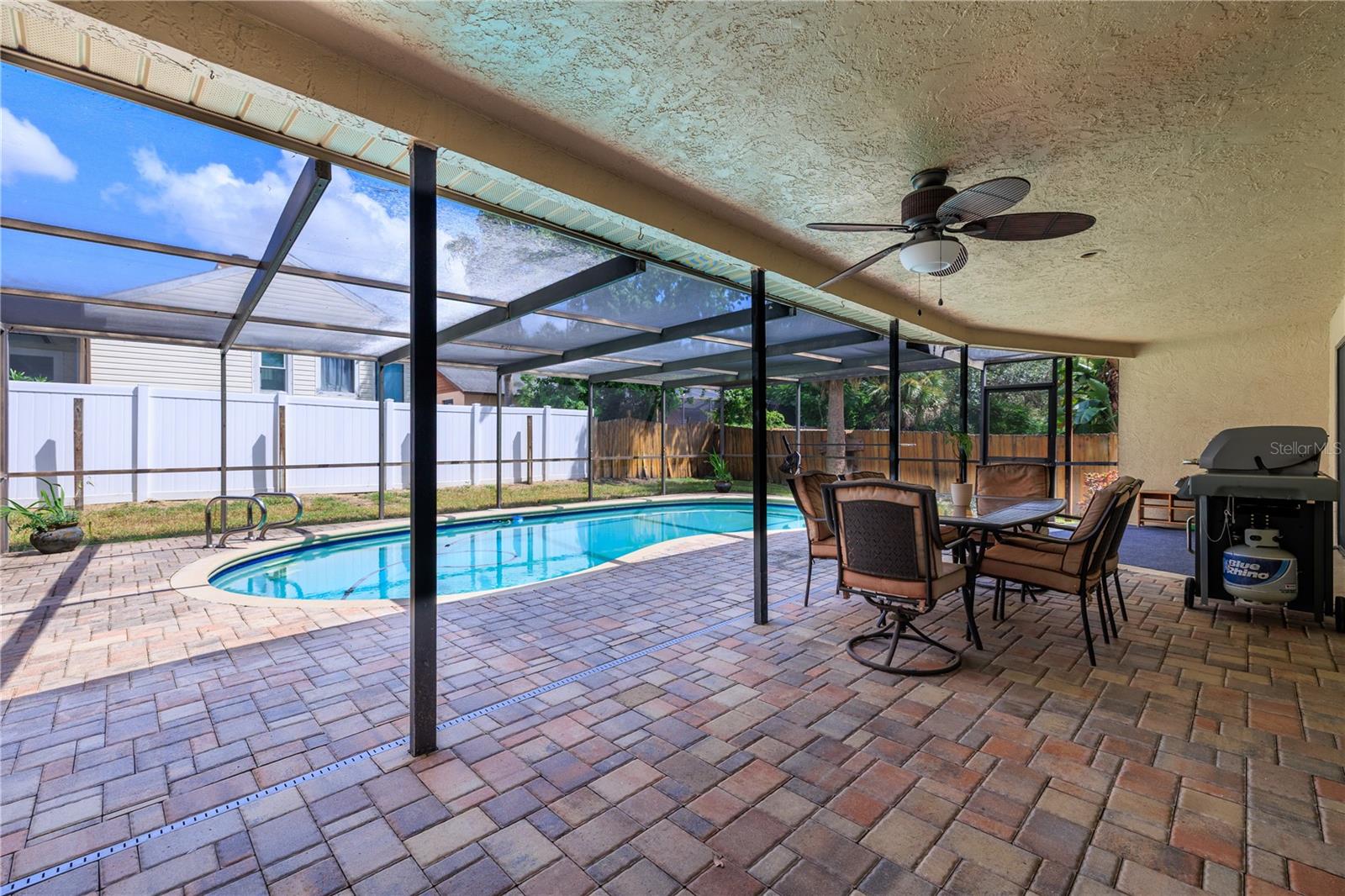 390 MERAVAN CT — photo 46