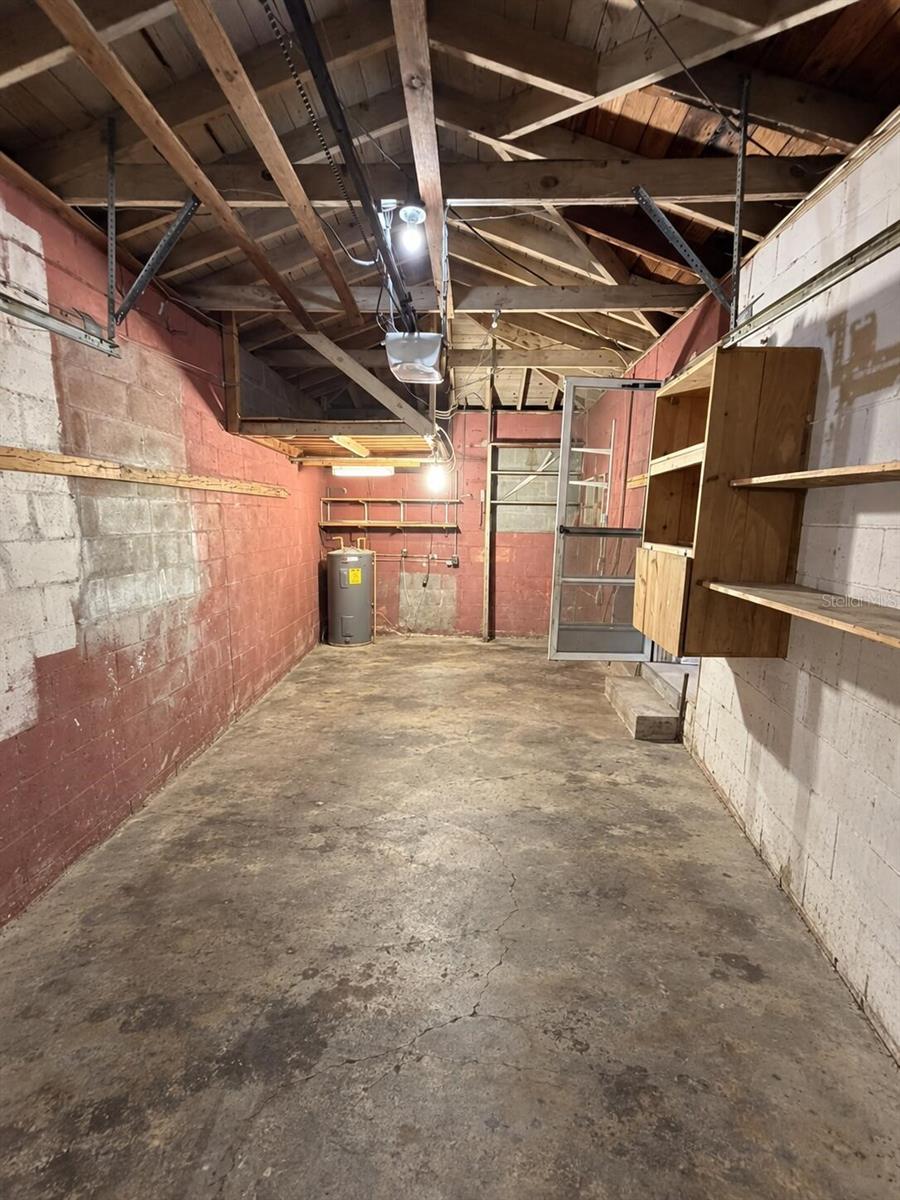 2217 MALLORY AVE — photo 31