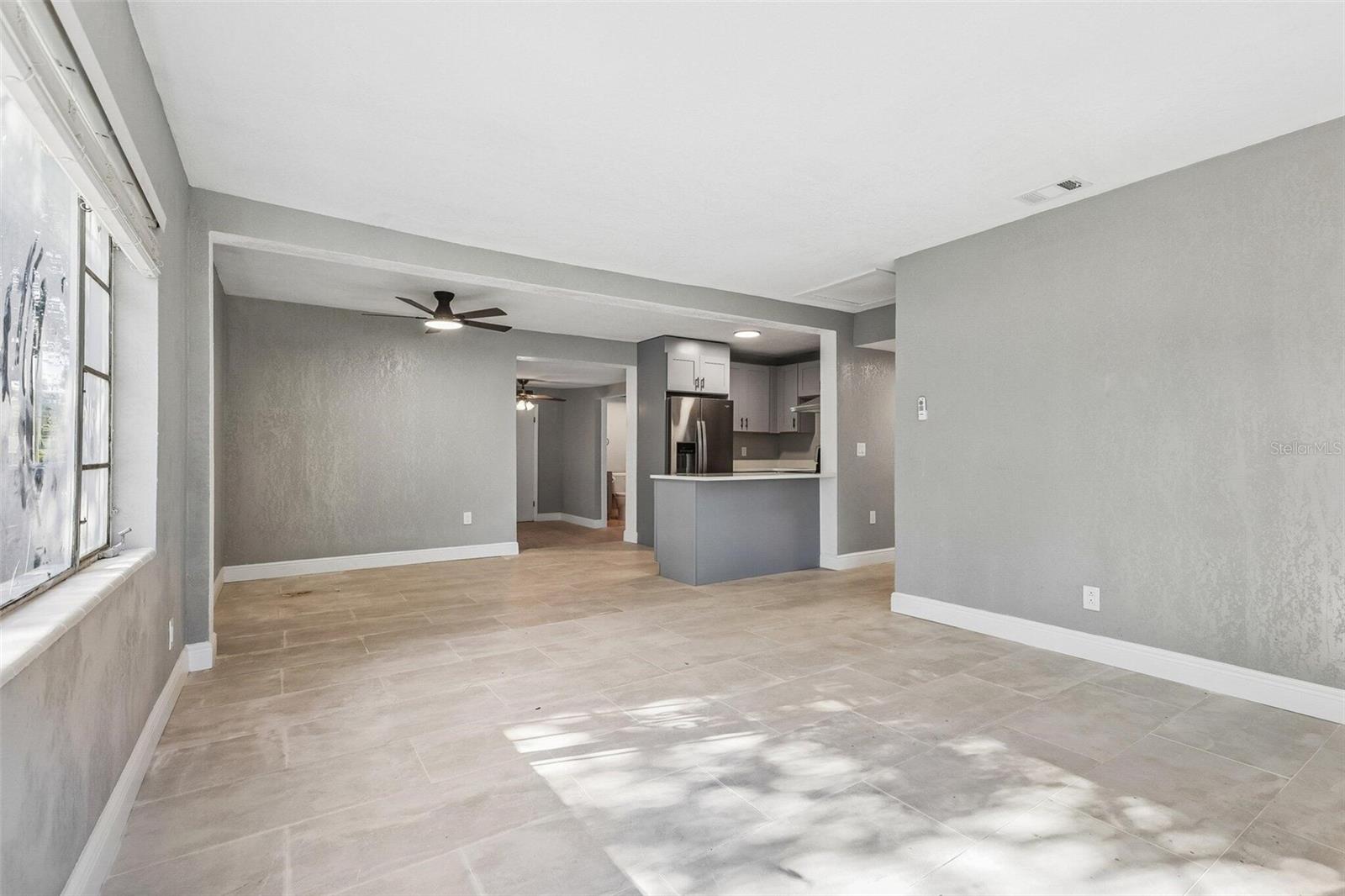 2217 MALLORY AVE — photo 28