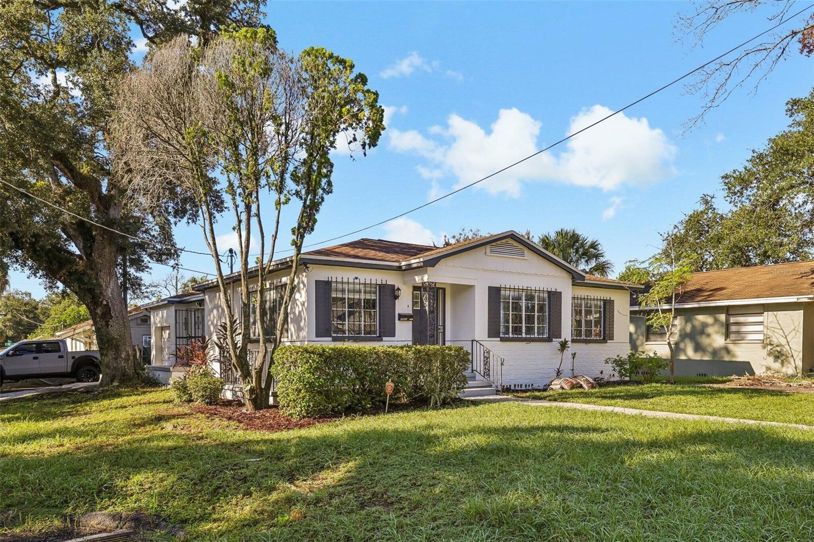 2217 MALLORY AVE — photo 3