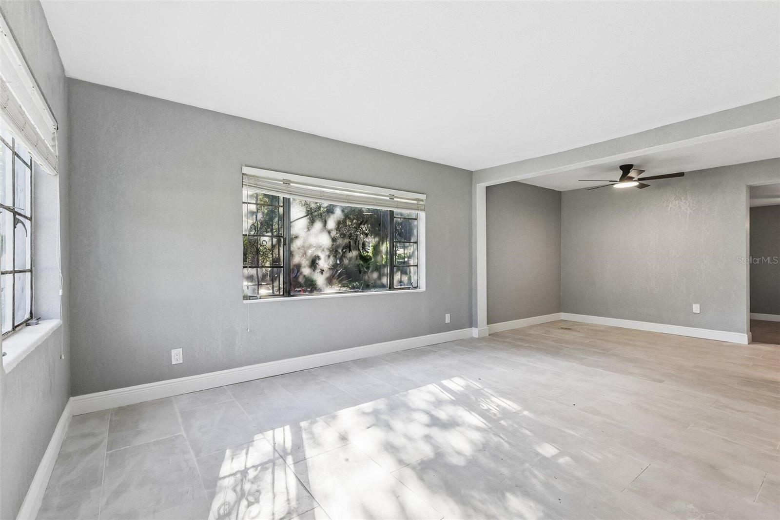 2217 MALLORY AVE — photo 26