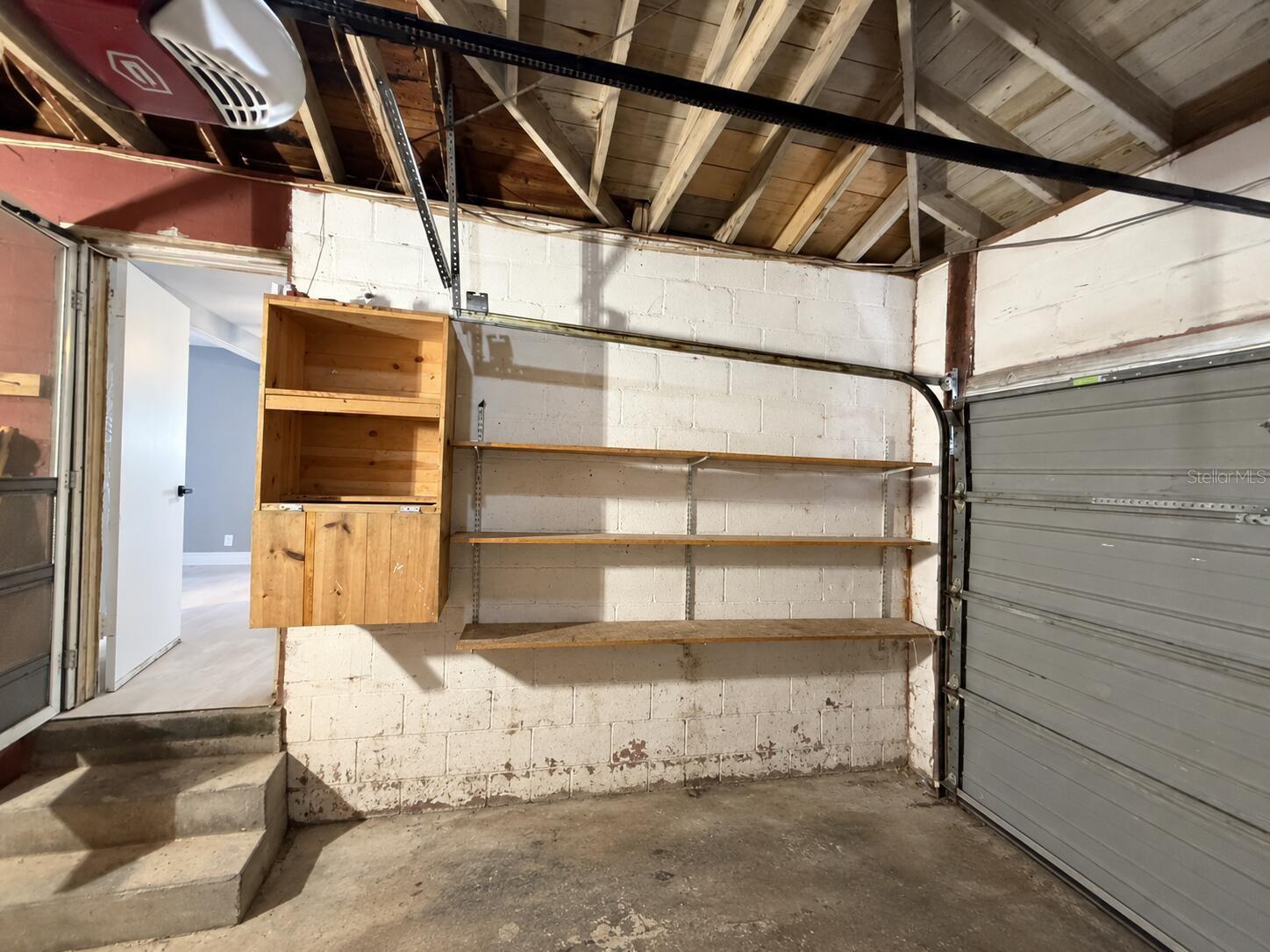2217 MALLORY AVE — photo 32