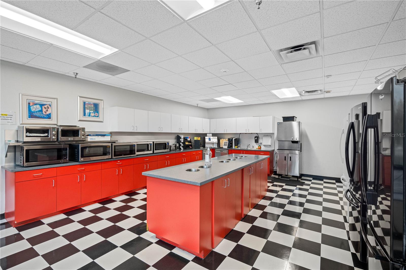 6801 E HILLSBOROUGH AVE #Suite B — photo 22