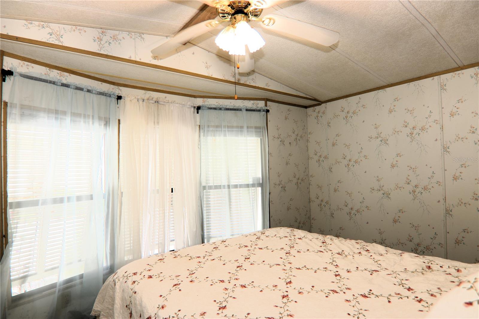 118 N STARBOARD DR — photo 12