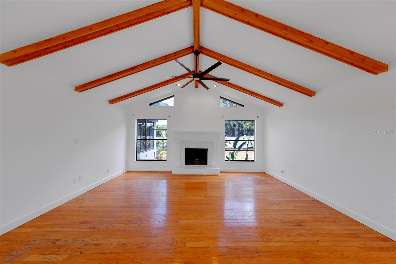 2709 WINDING WAY — photo 7
