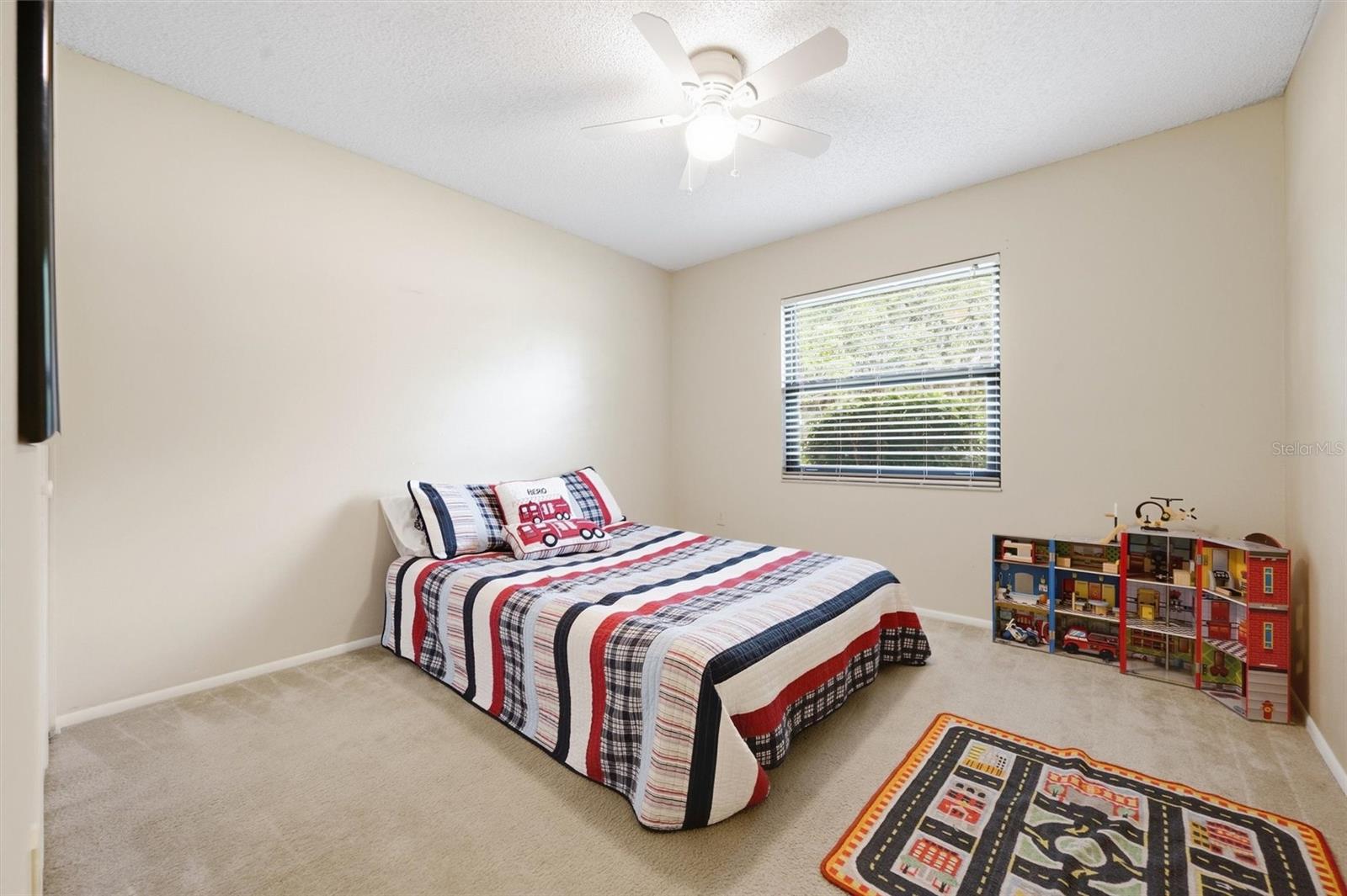 2328 SPRING OAKS CIR — photo 24