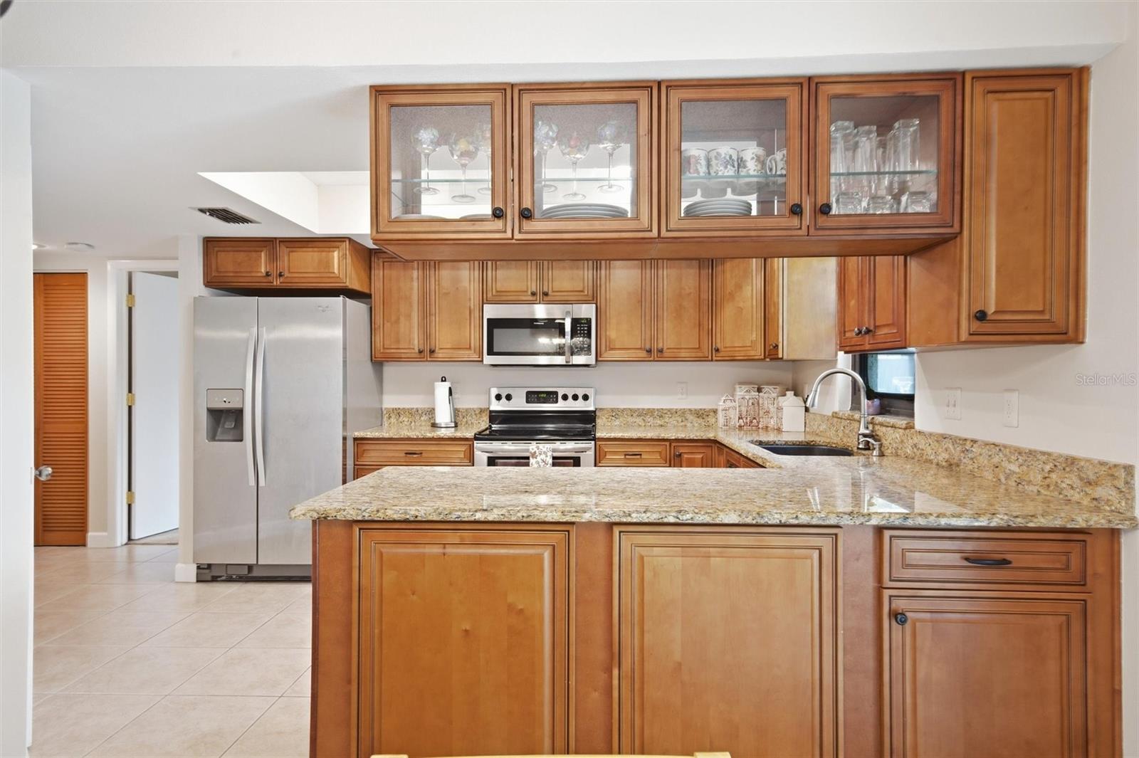 2328 SPRING OAKS CIR — photo 14