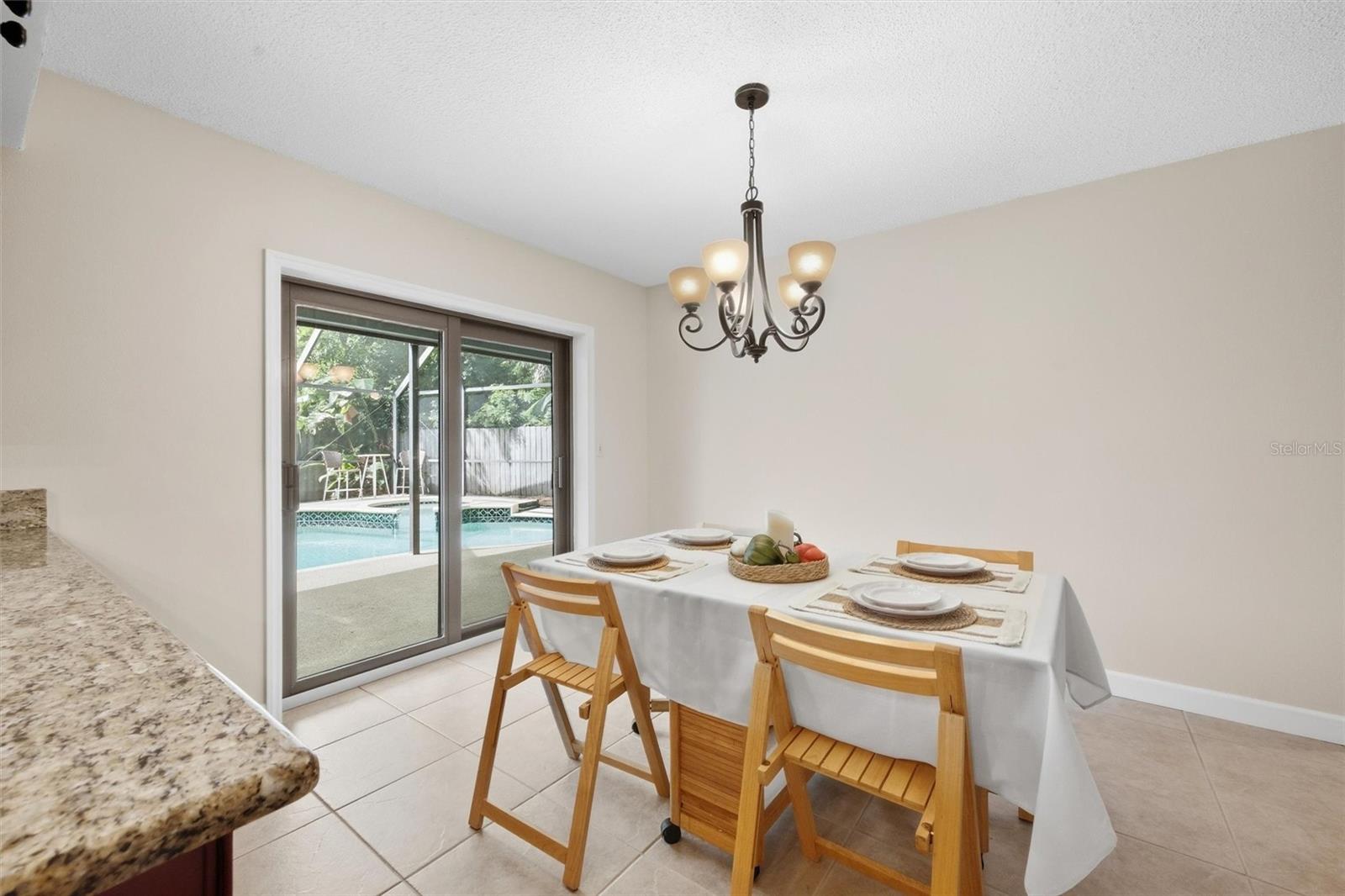 2328 SPRING OAKS CIR — photo 13