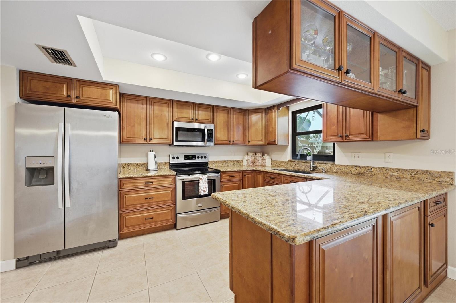 2328 SPRING OAKS CIR — photo 16