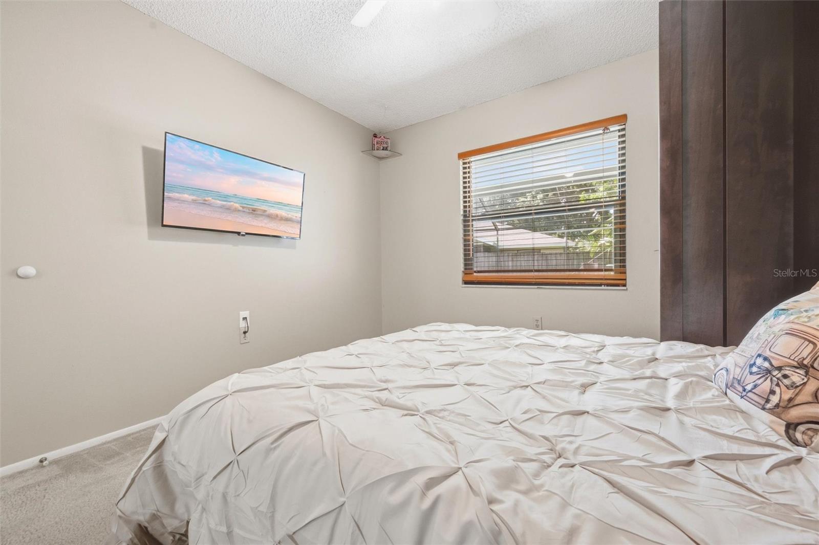 2328 SPRING OAKS CIR — photo 27