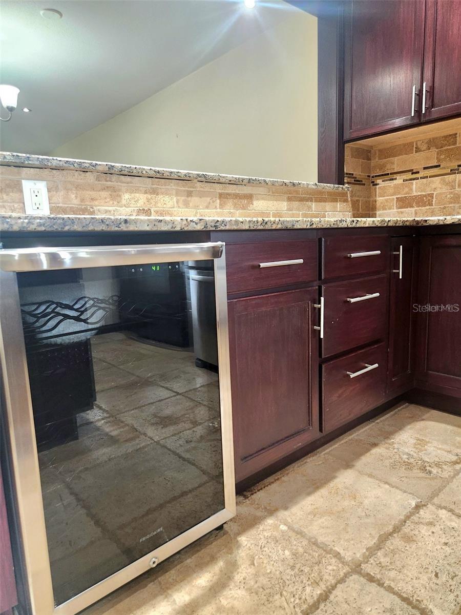 2452 ENTERPRISE RD #27 — photo 7