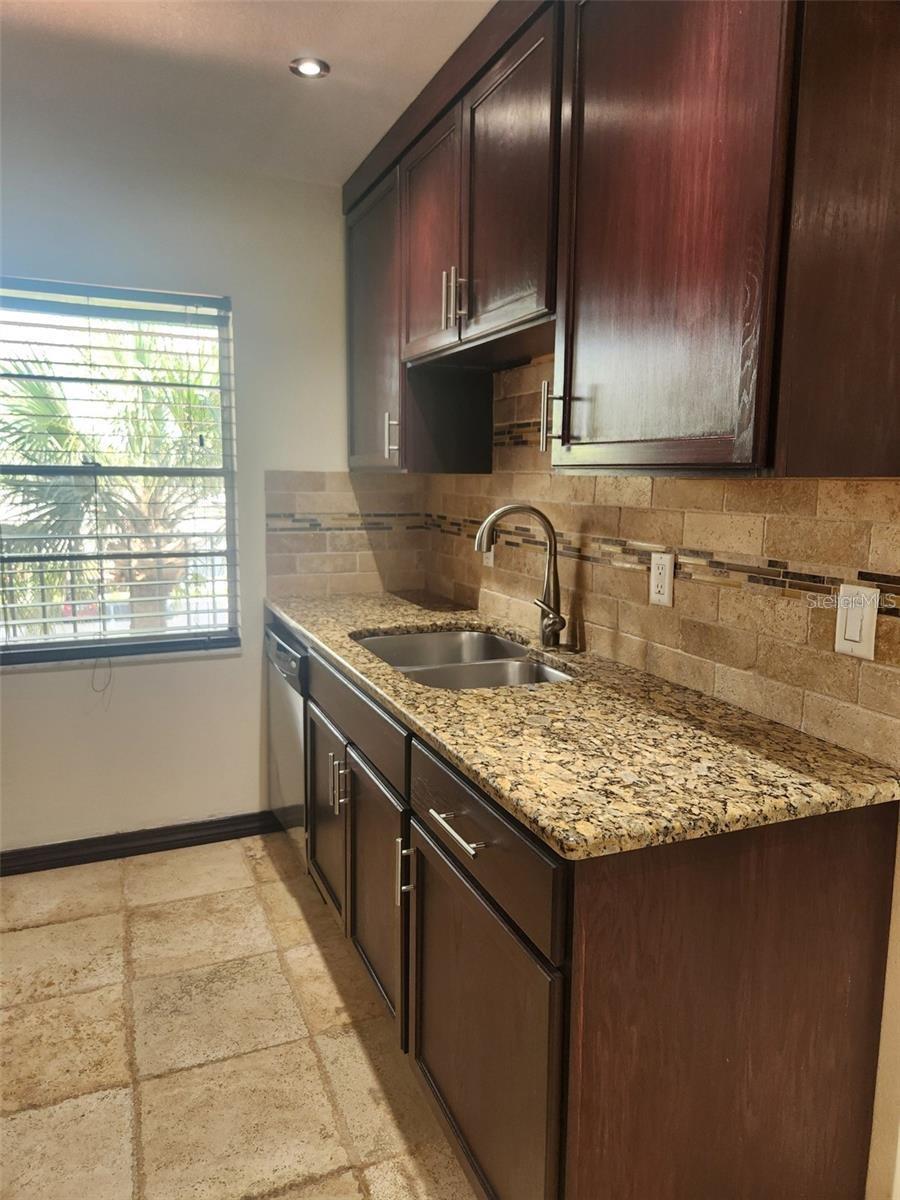 2452 ENTERPRISE RD #27 — photo 14