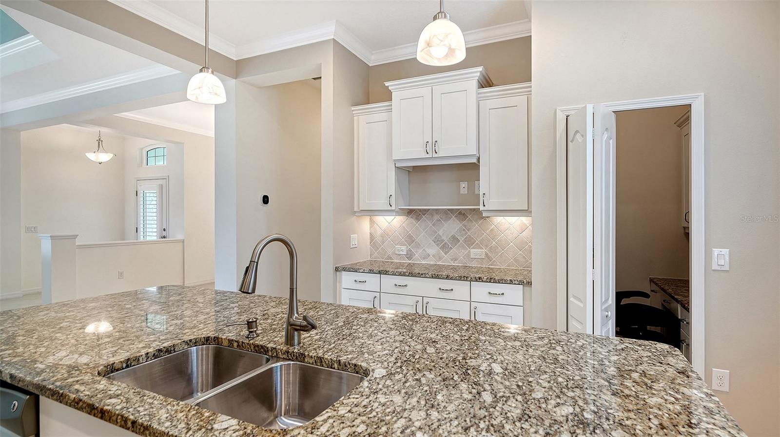 7159 WESTHILL CT — photo 18
