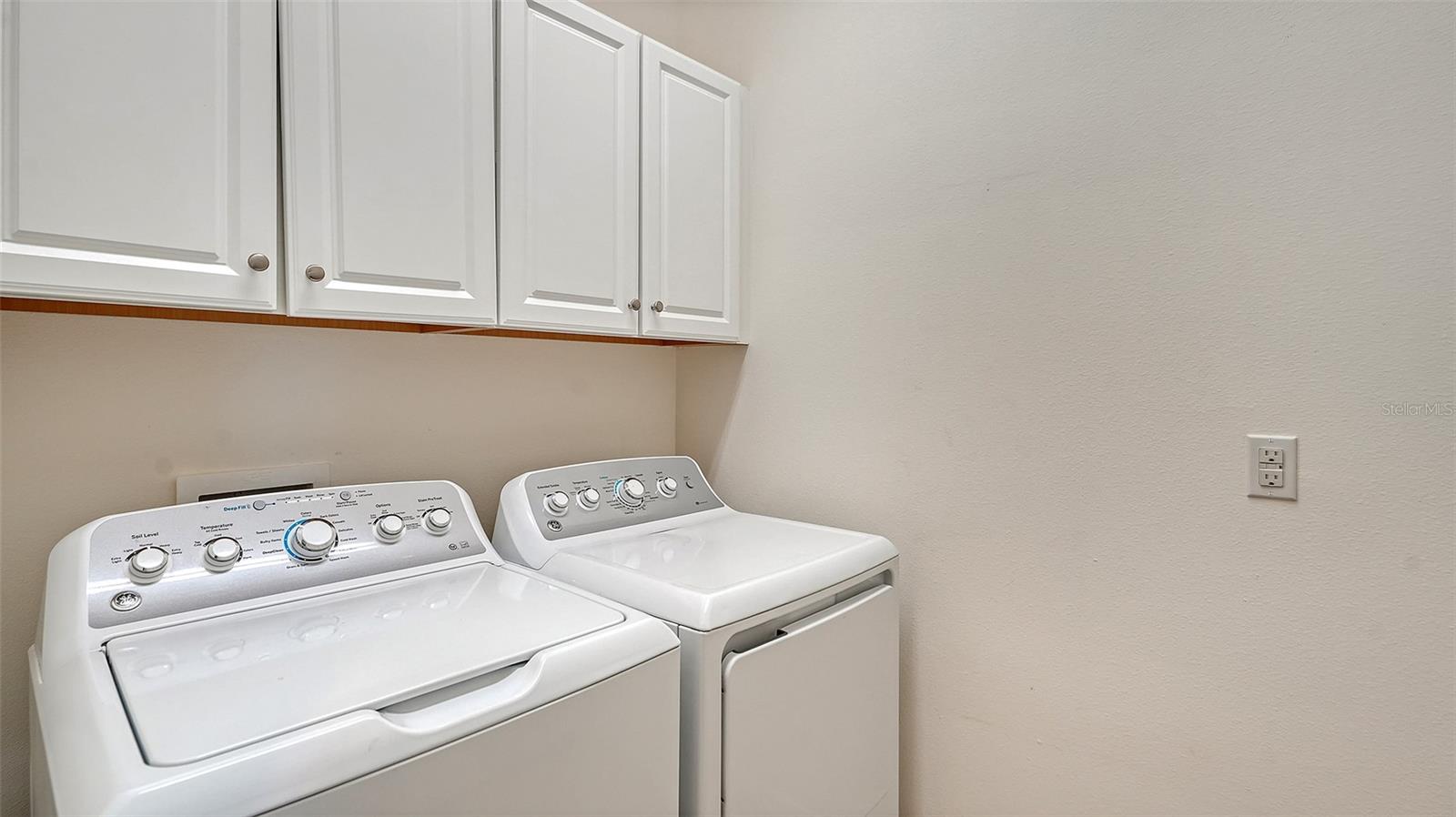 7159 WESTHILL CT — photo 27