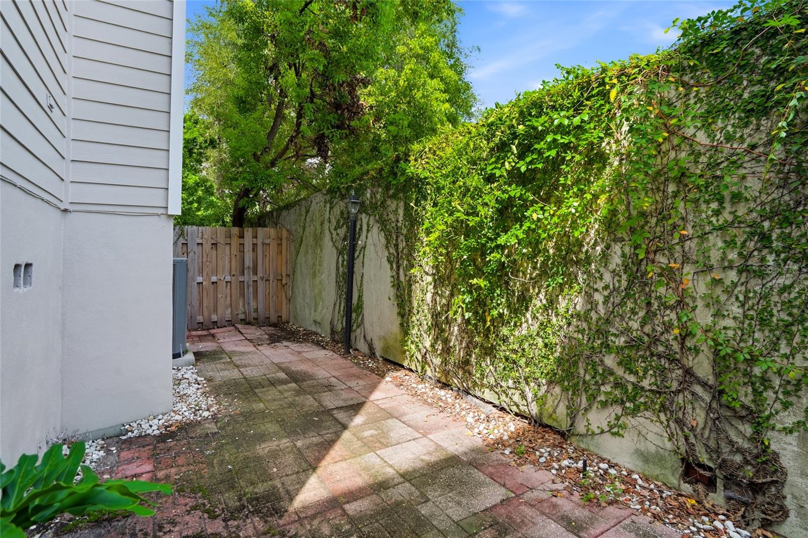 3315 W DE LEON ST #18 — photo 31