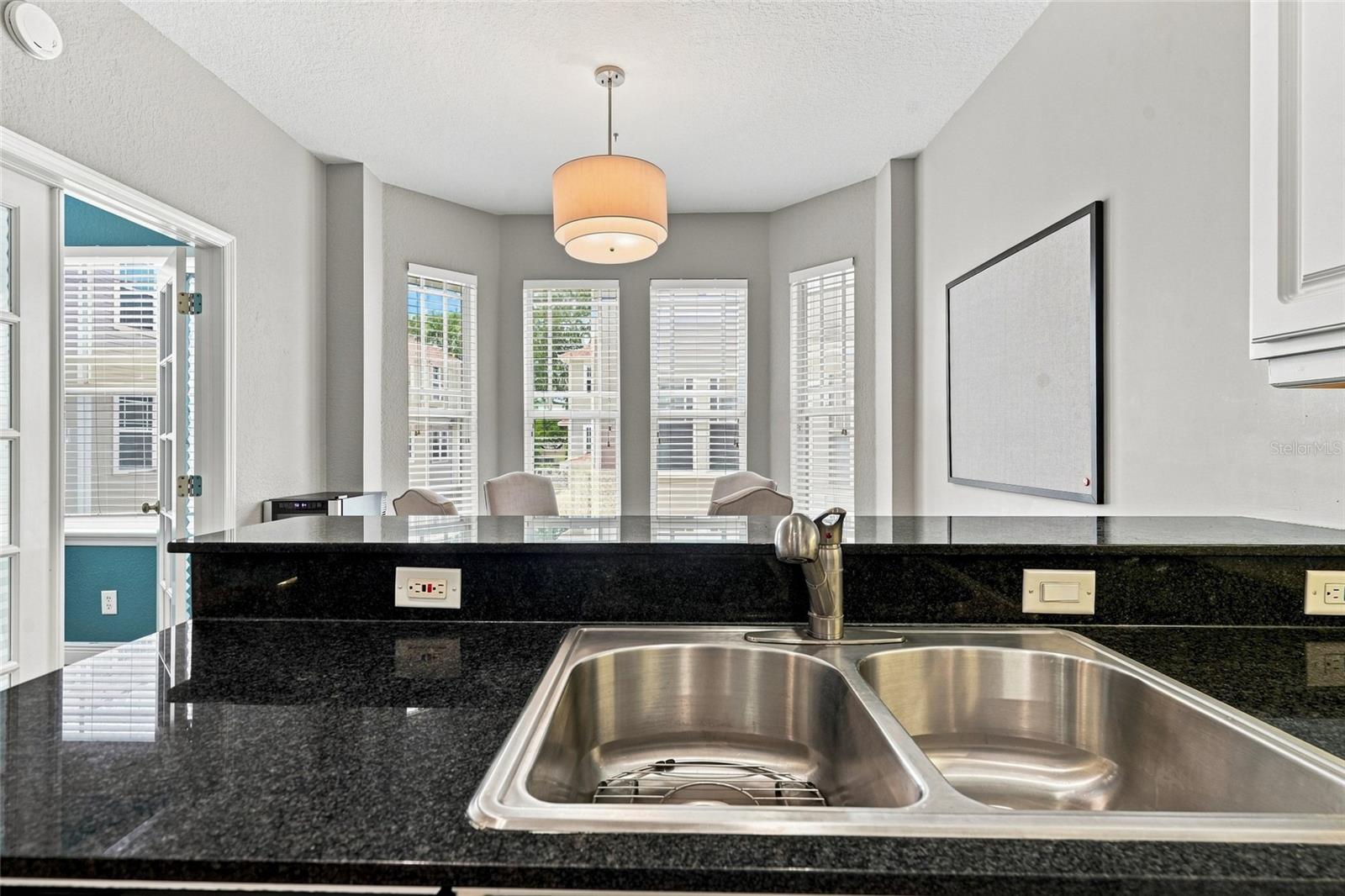 3315 W DE LEON ST #18 — photo 17