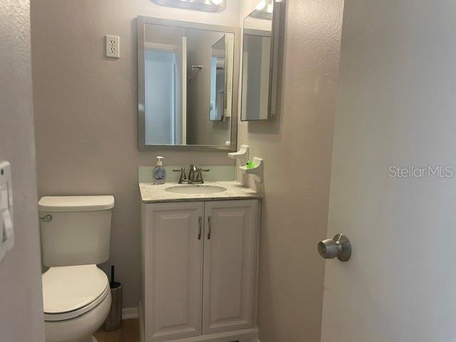 2229 MONTCLAIR DR — photo 18