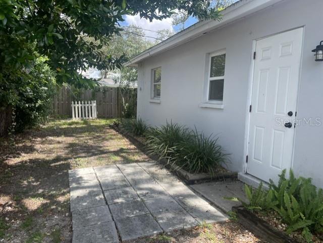 2229 MONTCLAIR DR — photo 20