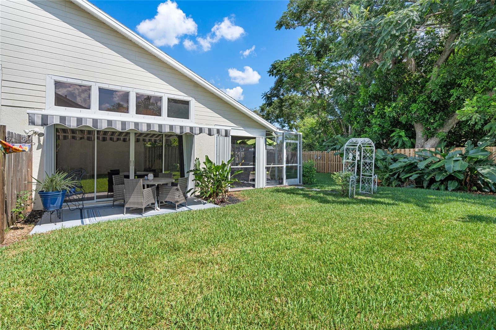 7815 GENEVA LN — photo 38