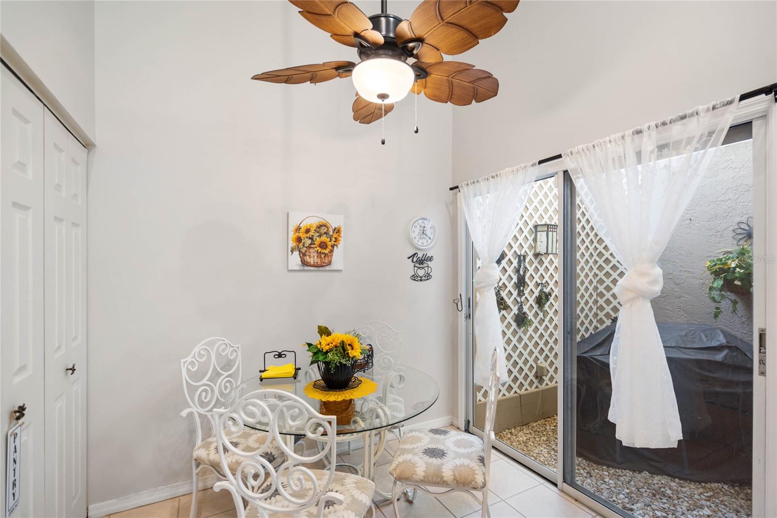7815 GENEVA LN — photo 17