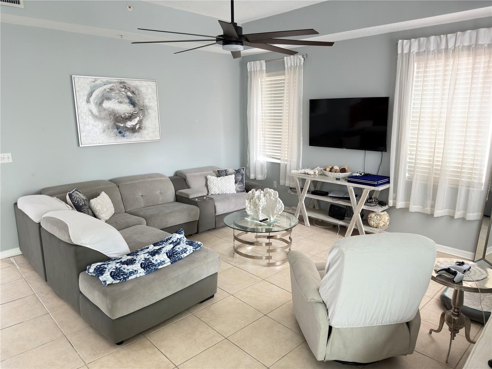 612 WELLS CT #202 — photo 7