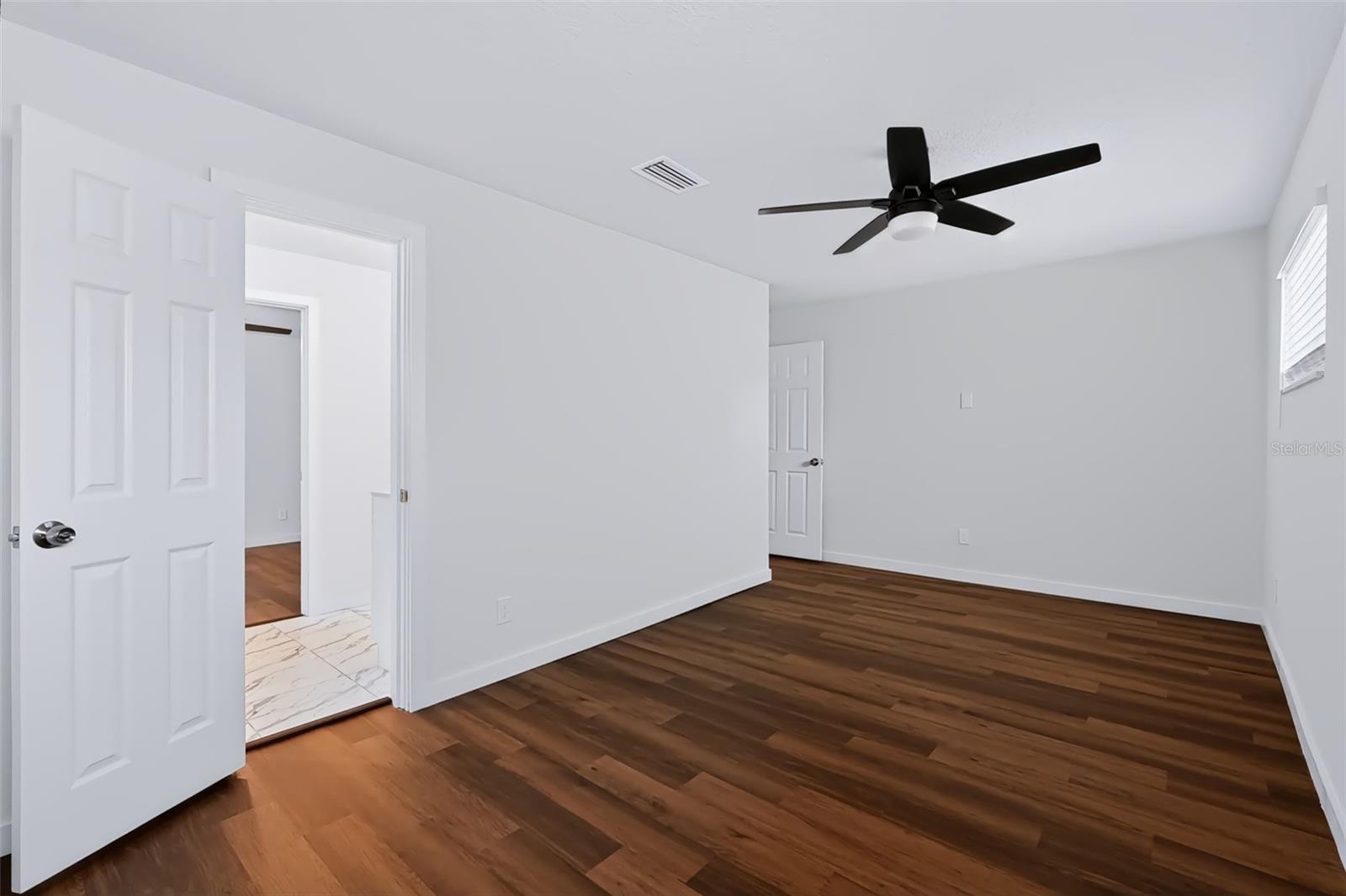 1849 NEW HAMPSHIRE AVE NE — photo 35