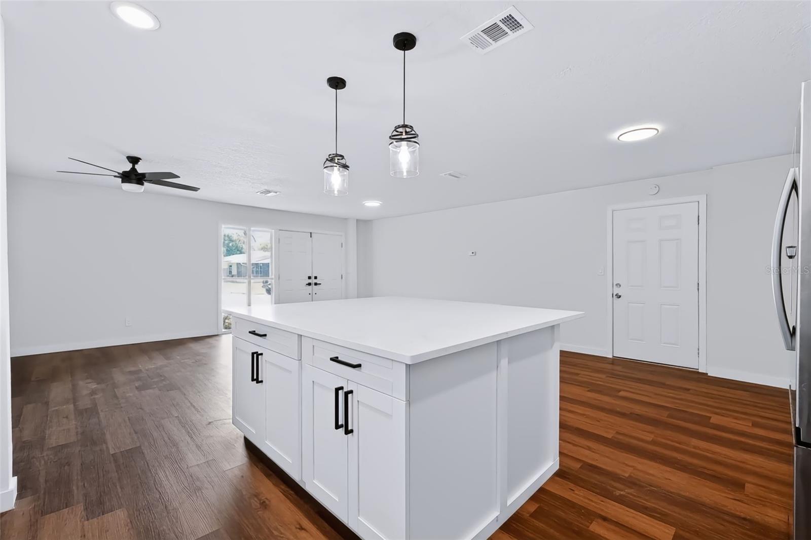 1849 NEW HAMPSHIRE AVE NE — photo 14