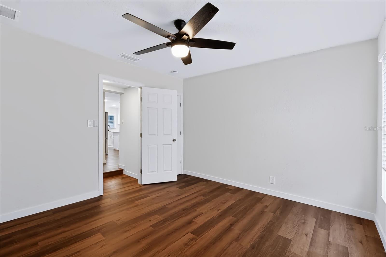 1849 NEW HAMPSHIRE AVE NE — photo 20