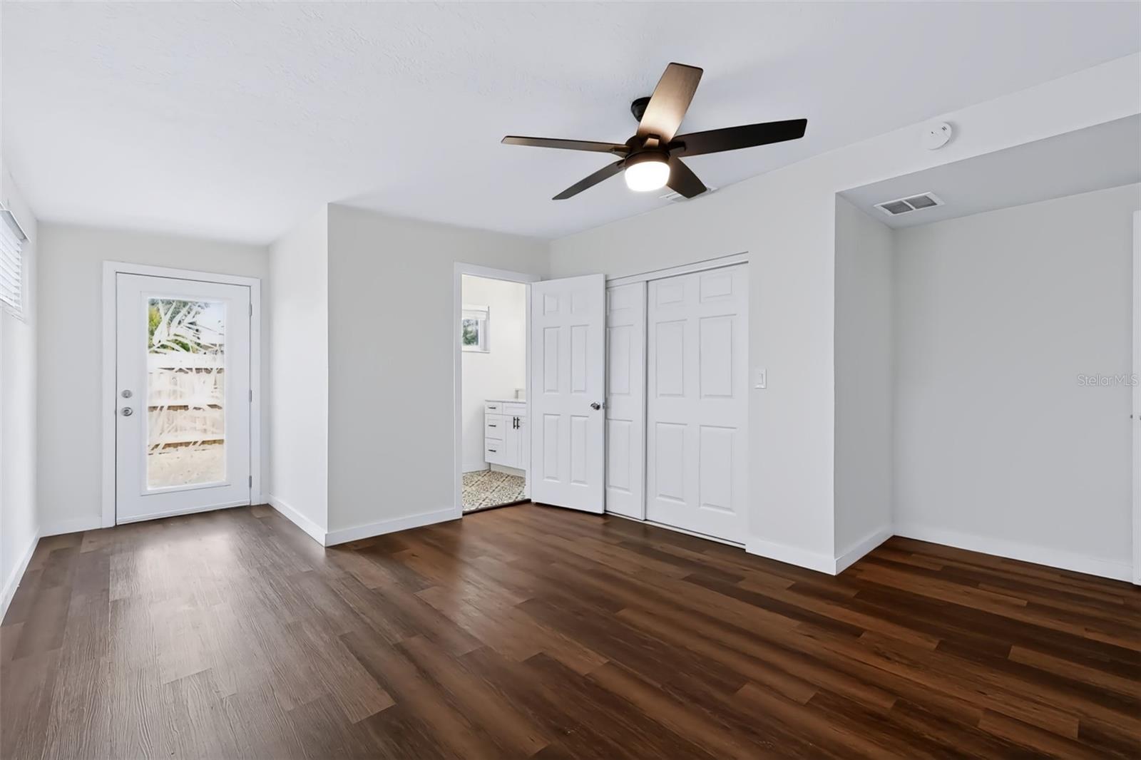 1849 NEW HAMPSHIRE AVE NE — photo 23